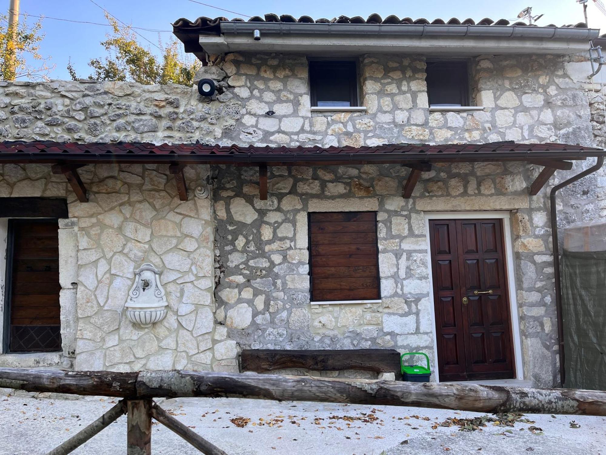 Casa Mupi Villa Sant'Eufemia a Maiella Exterior photo